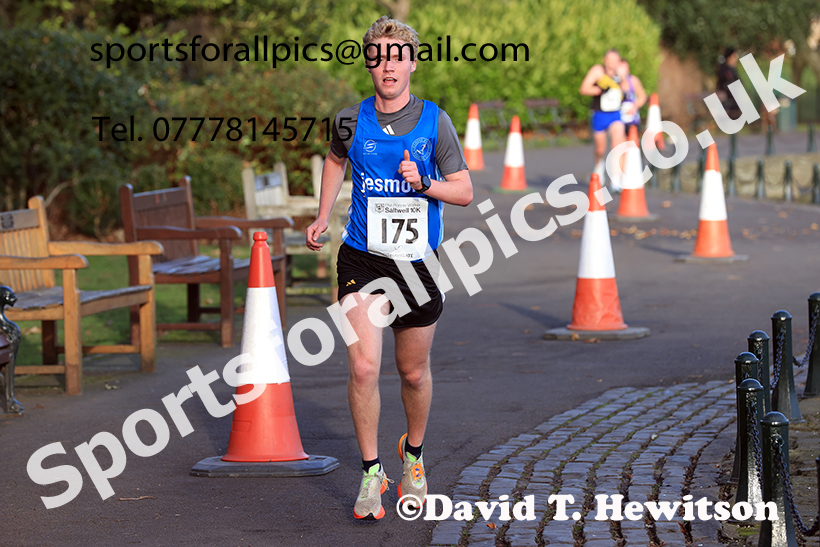 The 2024 Saltwell 10k Road Race, Gateshead. Photo: David T. Hewitson/Sports for All Pics
